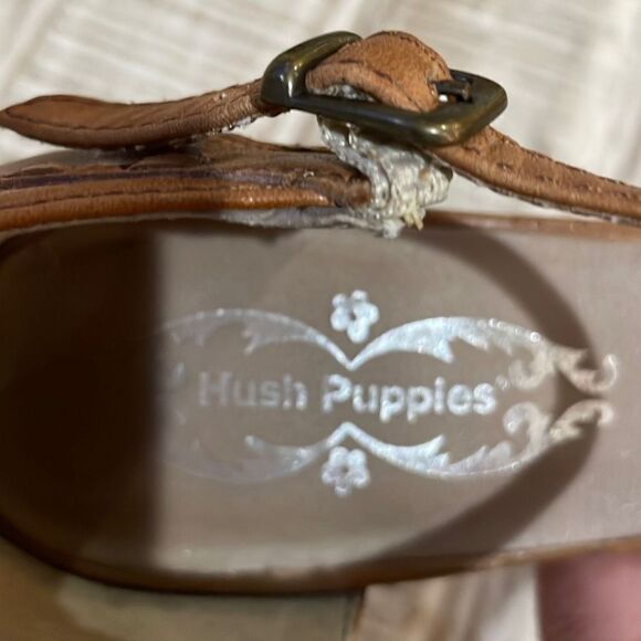 Women’s hush puppy heels  - Picture 7 of 9